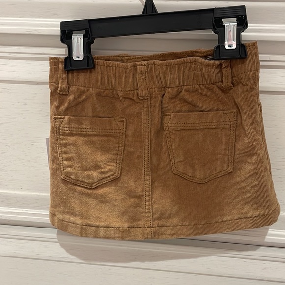 Old Navy corduroy skirt - Picture 3 of 4